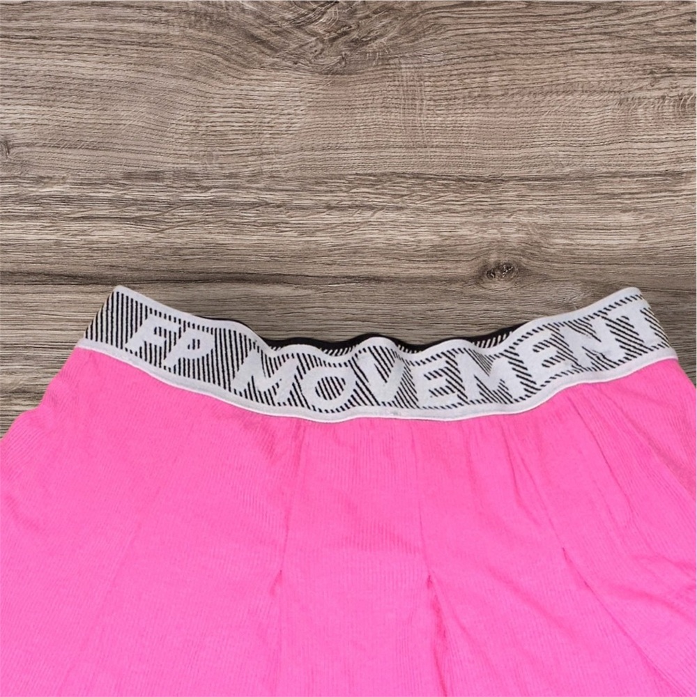 Free People Movement Duo Skort In Fuschia Flirt - Picture 8 of 9